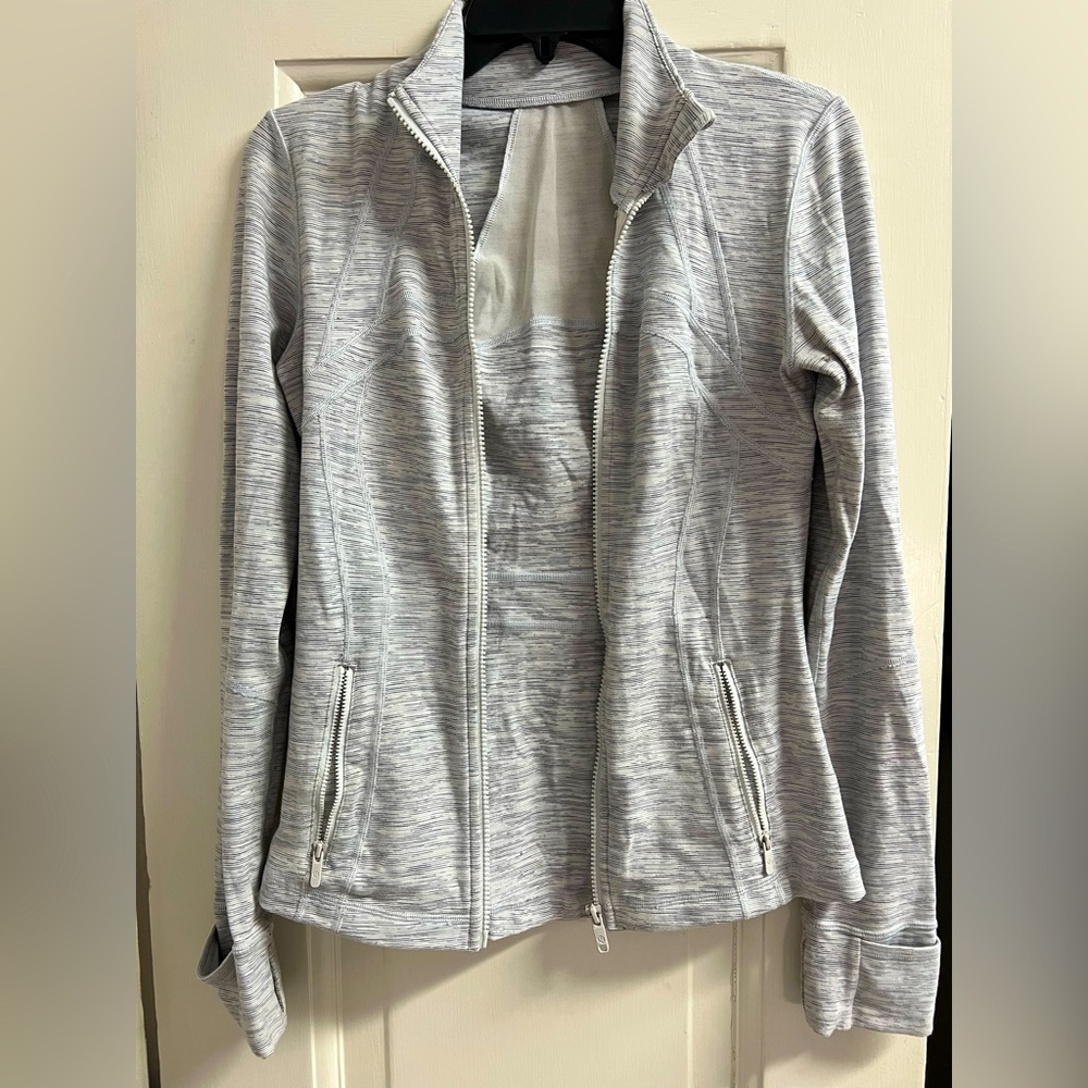 Never worn Lululemon Define jacket!!